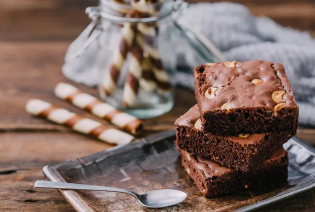 Fotografía de brownies con nueces